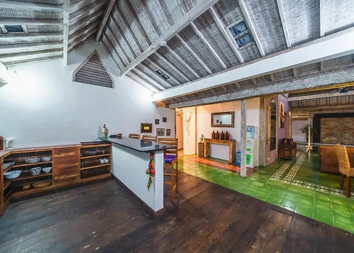 West - Charming 2 Bdr In Oberoi - Perfect Location! Villa