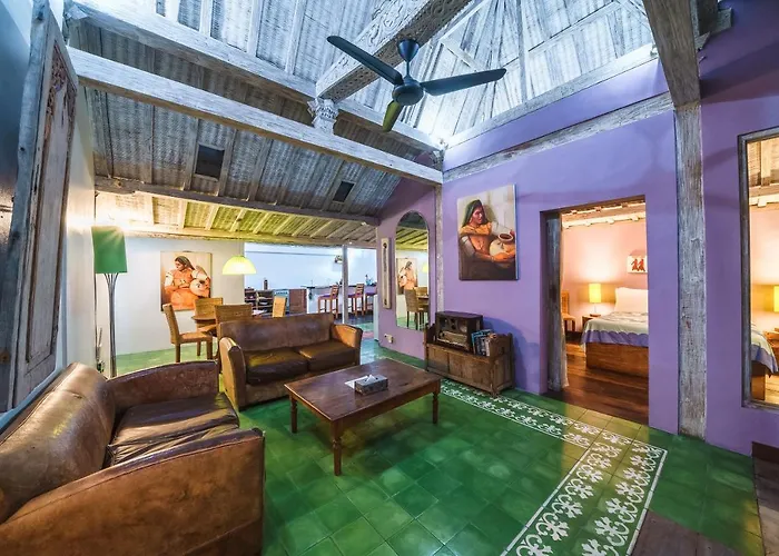 Villa West - Charming 2 Bdr In Oberoi - Perfect Location! *