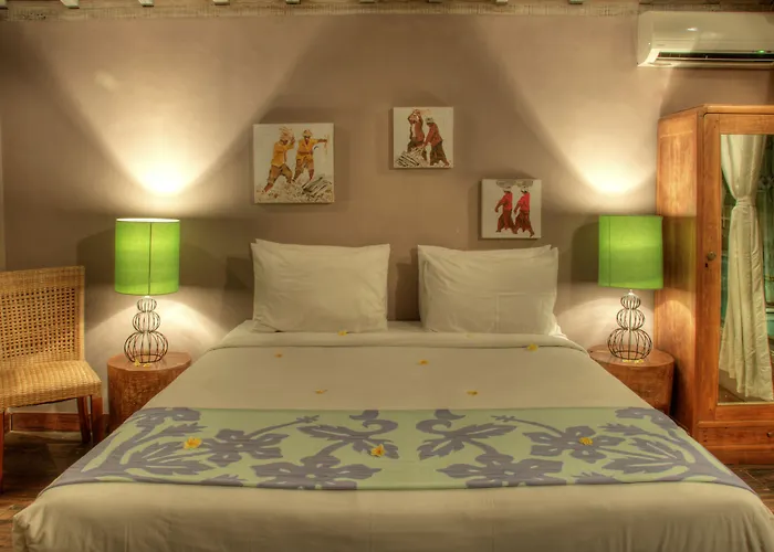 West - Charming 2 Bdr In Oberoi - Perfect Location!
