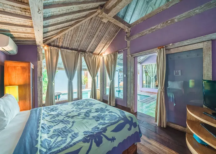 West - Charming 2 Bdr In Oberoi - Perfect Location!