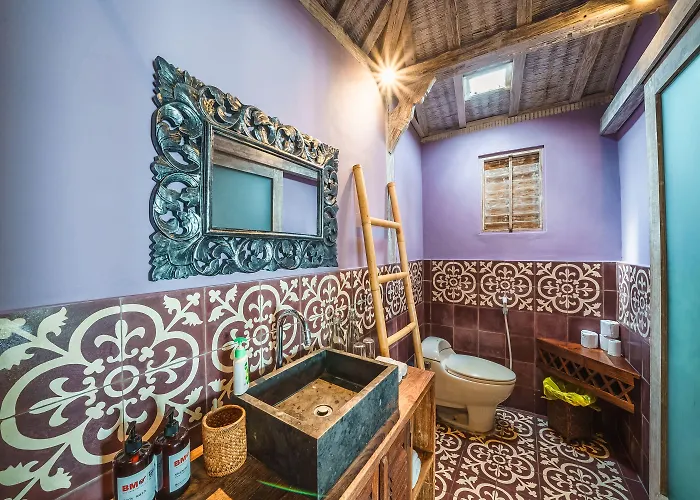 Villa West - Charming 2 Bdr In Oberoi - Perfect Location! Seminyak